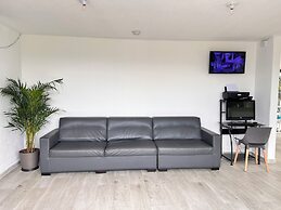 Springhills Quito Airport