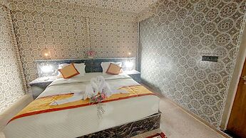 Seven Palms Luxury Camp