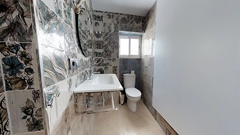 Hostal Boutique La Española by Bossh Hotels