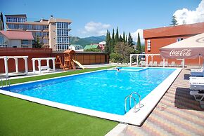 Peak Season Hotel