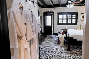 The Winchester Lodge