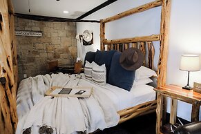 The Winchester Lodge