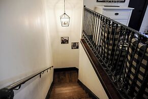 The Winchester Lodge