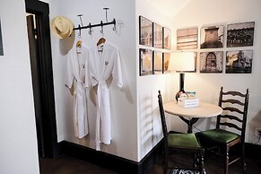 The Winchester Lodge