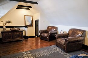 The Winchester Lodge