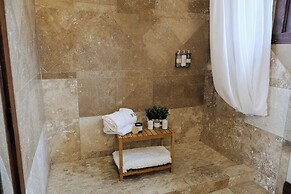 The Winchester Lodge