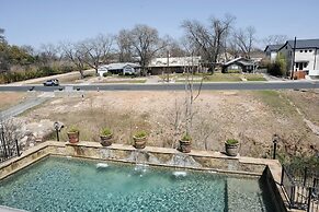 The Winchester Lodge