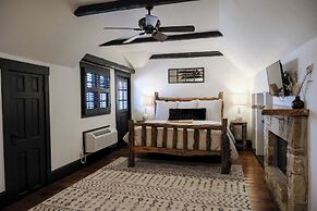 The Winchester Lodge