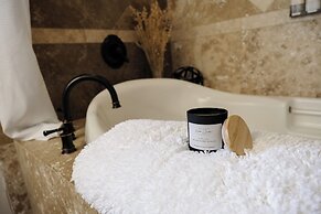 The Winchester Lodge