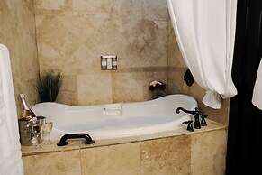 The Winchester Lodge