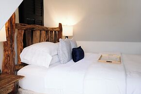 The Winchester Lodge