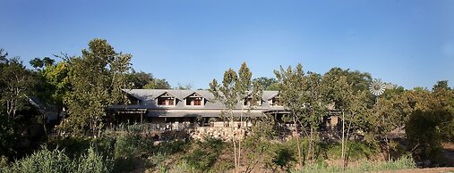 The Winchester Lodge