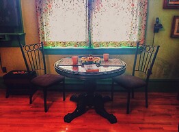 Gower Manor Historical Bed & Breakfast