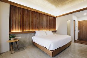 Laekhon Nonbai Hotel