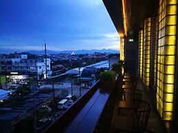 Laekhon Nonbai Hotel