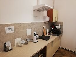 Lorf Hostel&Apartments