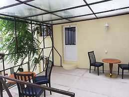 Lorf Hostel&Apartments