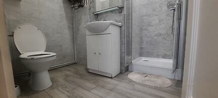 Lorf Hostel&Apartments