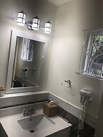 Tropical Luxury Dreams