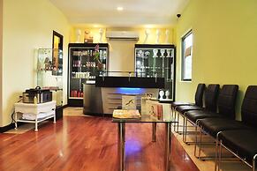 Tropical Luxury Dreams