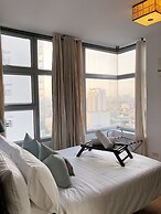 Cozy Pad in Heart of Makati HiSpeed WiFi