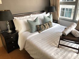 Cozy Pad in Heart of Makati HiSpeed WiFi