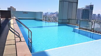 Cozy Pad in Heart of Makati HiSpeed WiFi