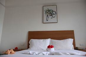 Nalagi Hotel