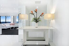 Circle on Cavill - Private Apartments