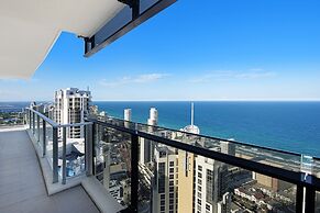 Circle on Cavill - Private Apartments