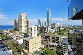 Circle on Cavill - Private Apartments