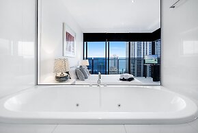 Circle on Cavill - Private Apartments