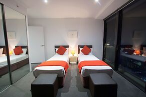 Circle on Cavill - Private Apartments