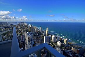 Circle on Cavill - Private Apartments