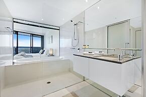 Circle on Cavill - Private Apartments