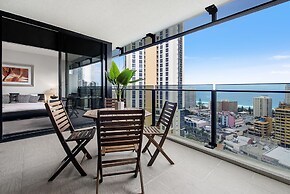 Circle on Cavill - Private Apartments