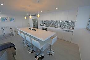 Golden Sands - Private Apartments