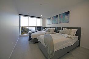 Golden Sands - Private Apartments