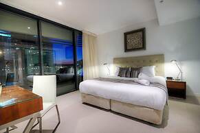 Oracle Boulevard - Private Apartments