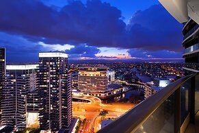 Oracle Boulevard - Private Apartments