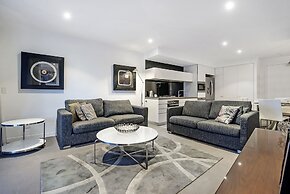 Oracle Boulevard - Private Apartments