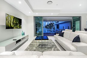 Sunrise Executive 5 Bedroom Home