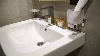 City Hotel Colombo 02