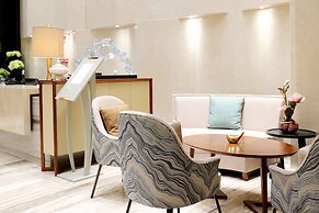 Royal Star Apartment Central City Branch