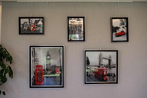 Private Family Homestay - Farm Square