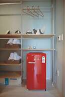 Private Family Homestay - Farm Square