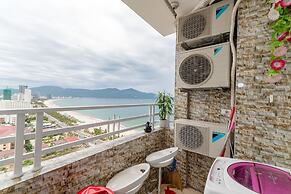 2232 Sea View Apartment