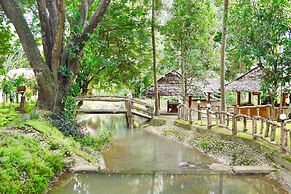 The Creek Garden Resort Huainamrin