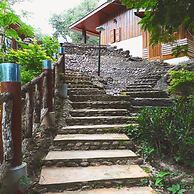 The Creek Garden Resort Huainamrin