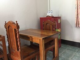 The Creek Garden Resort Huainamrin